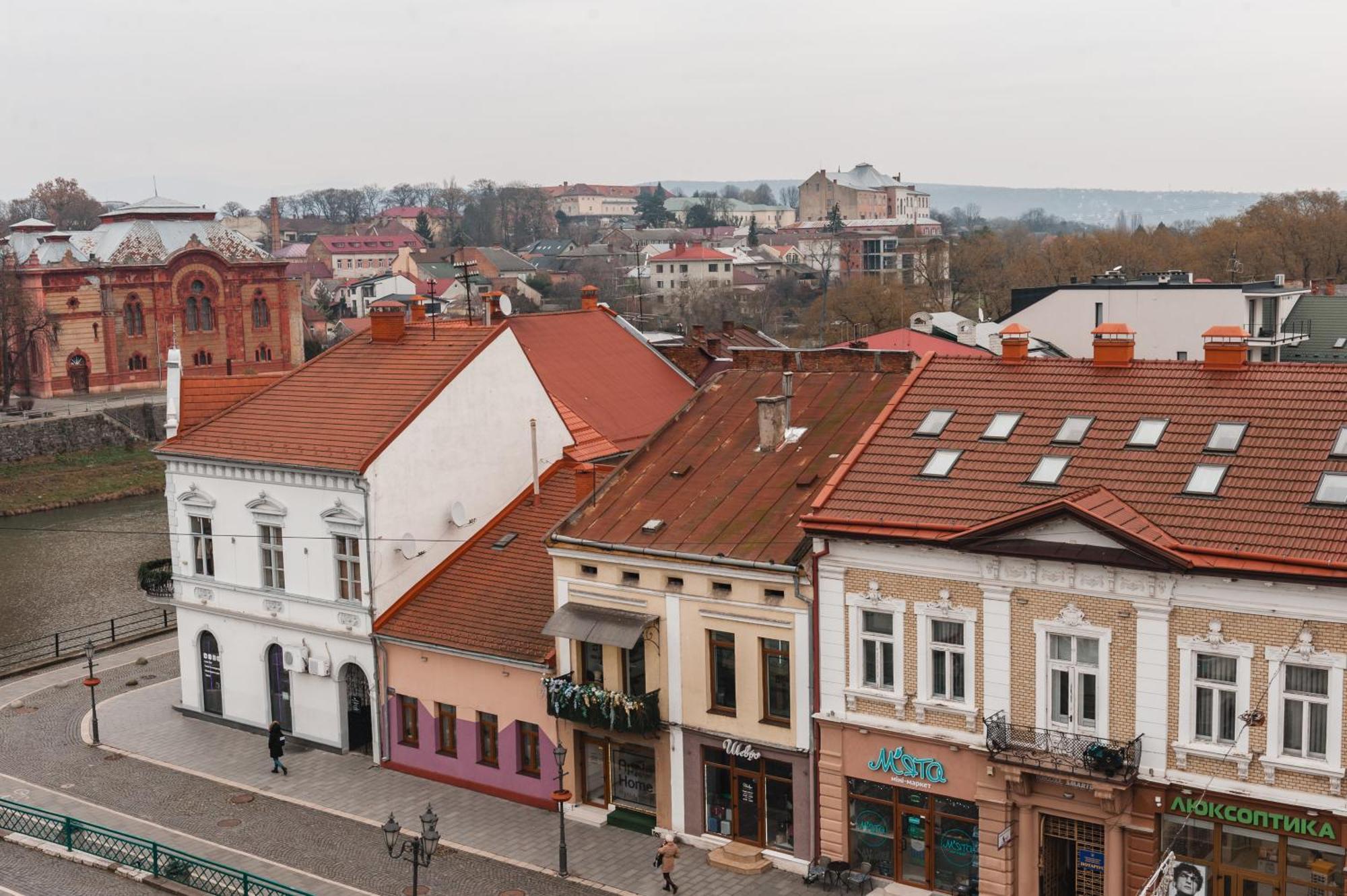 Old Continent Hotel Uzhhorod Εξωτερικό φωτογραφία