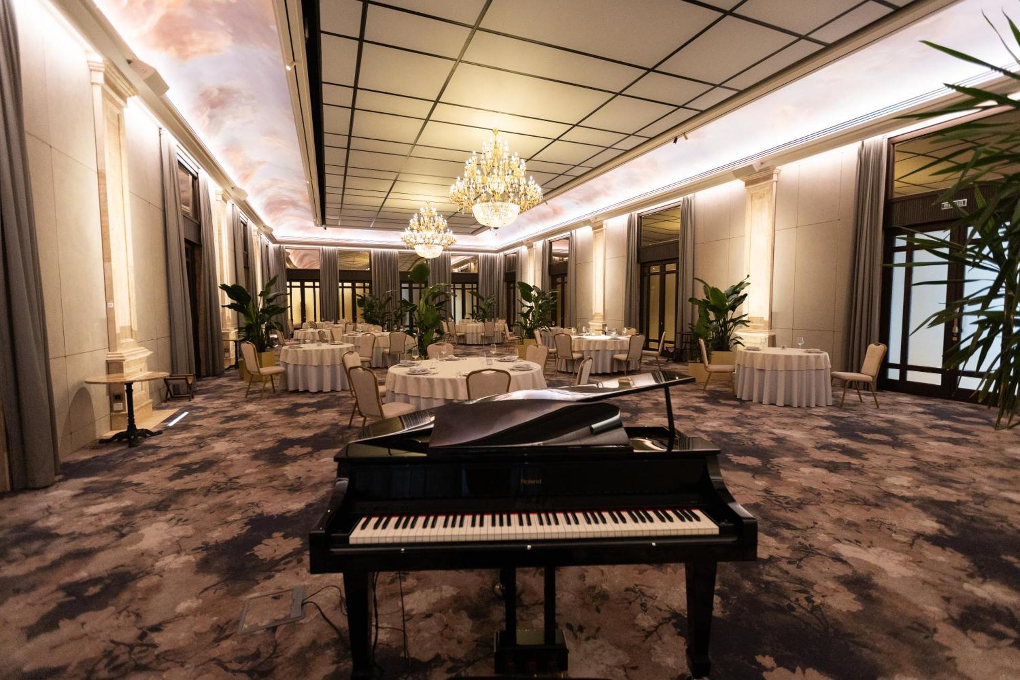 Old Continent Hotel Uzhhorod Εξωτερικό φωτογραφία
