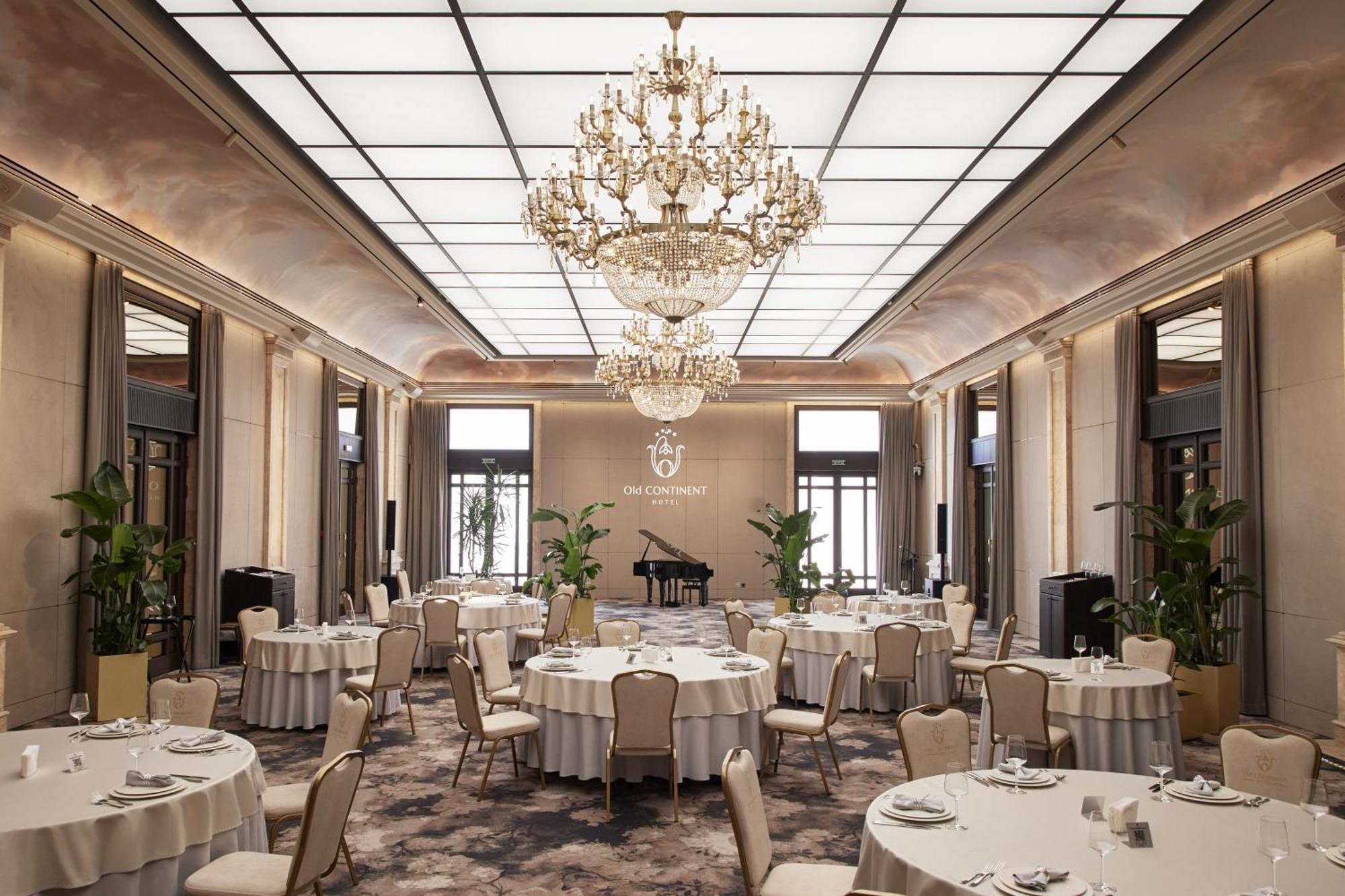 Old Continent Hotel Uzhhorod Εξωτερικό φωτογραφία